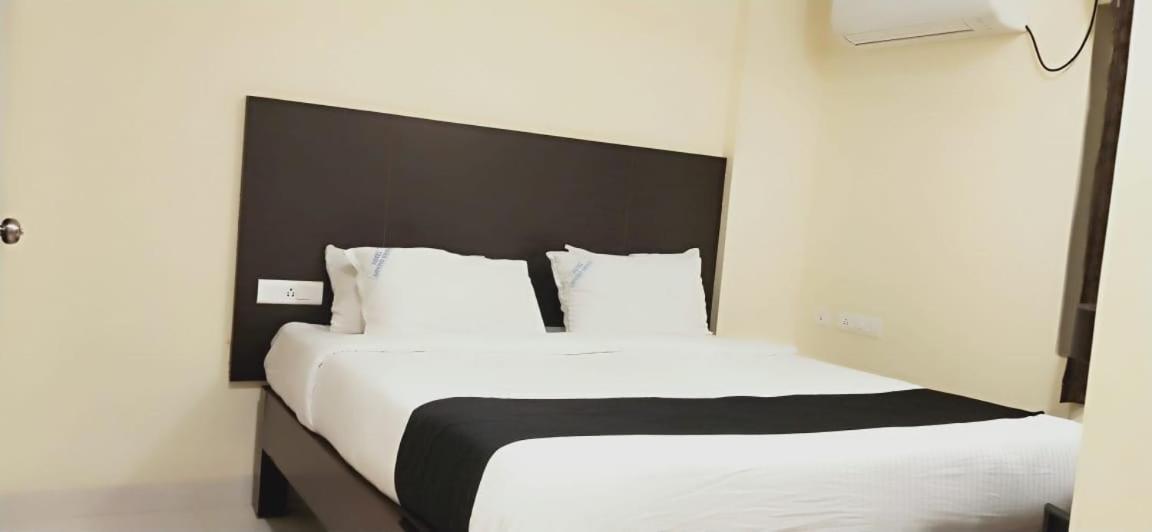ויסאקפאטנם Arvind Stay Hotel, Rk Beach Vizag מראה חיצוני תמונה